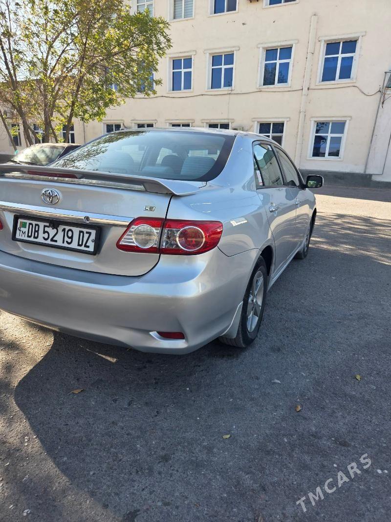 Toyota Corolla 2011 - 160 000 TMT - Дашогуз - img 7