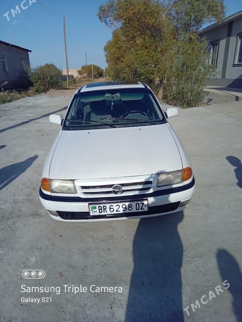 Opel Astra 1993 - 32 000 TMT - Губадаг - img 5