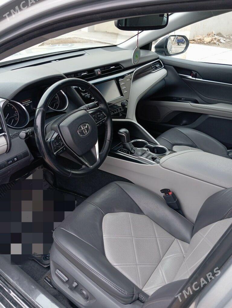 Toyota Camry 2020 - 330 000 TMT - Дянев - img 1