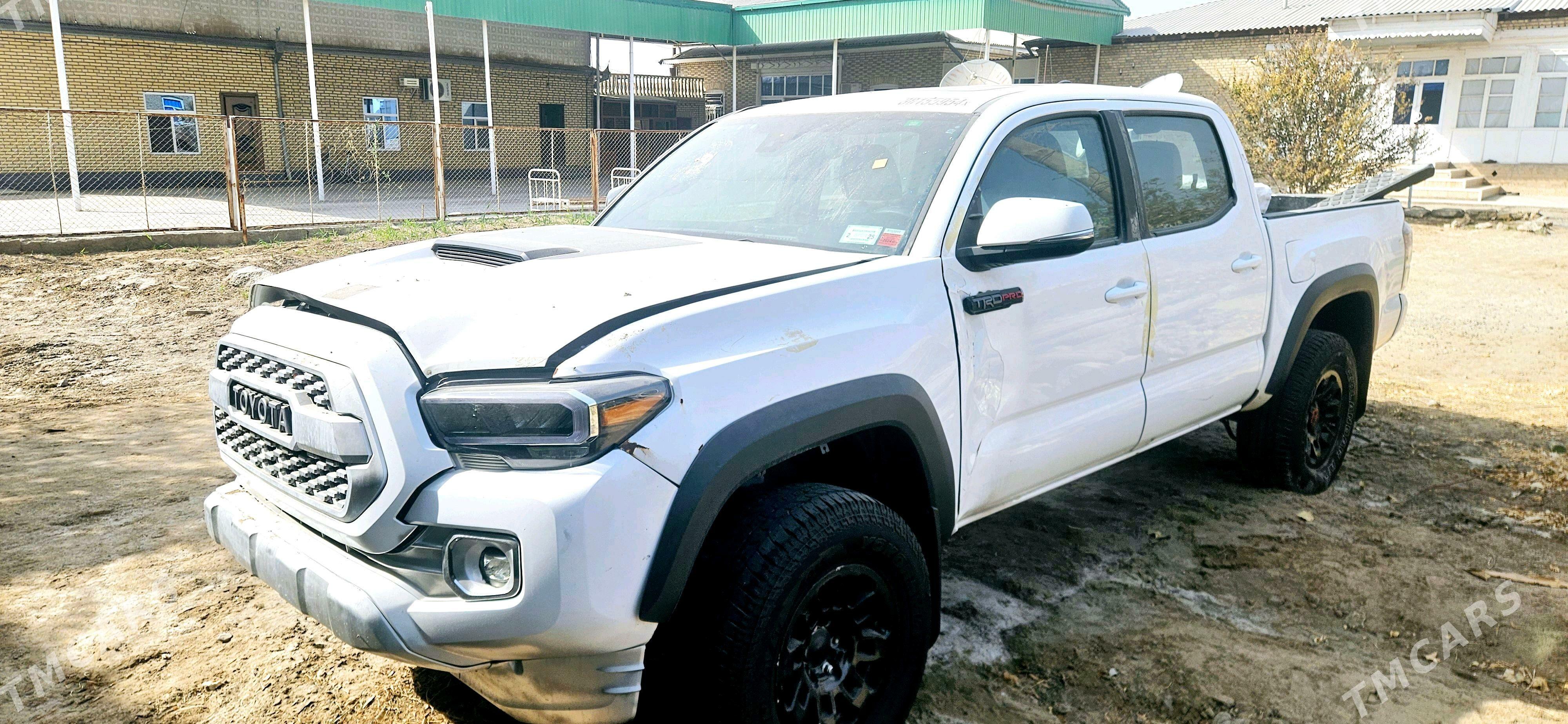 Toyota Tacoma 2019 - 313 000 TMT - Мары - img 6