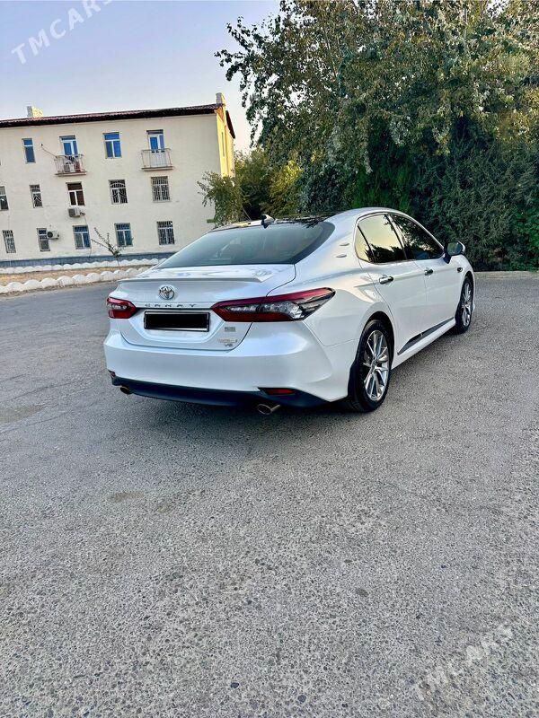 Toyota Camry 2022 - 650 000 TMT - Гуртли - img 4