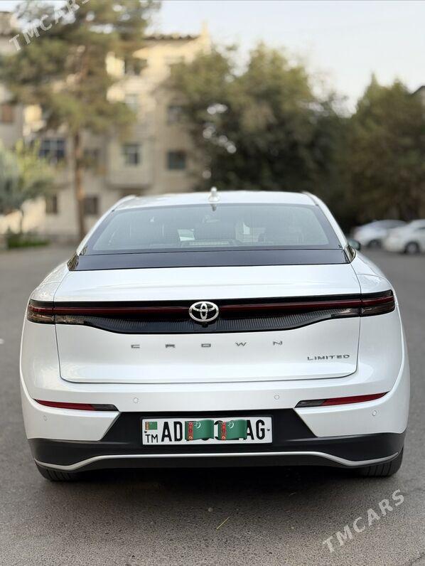 Toyota Crown 2023 - 750 000 TMT - Aşgabat - img 6