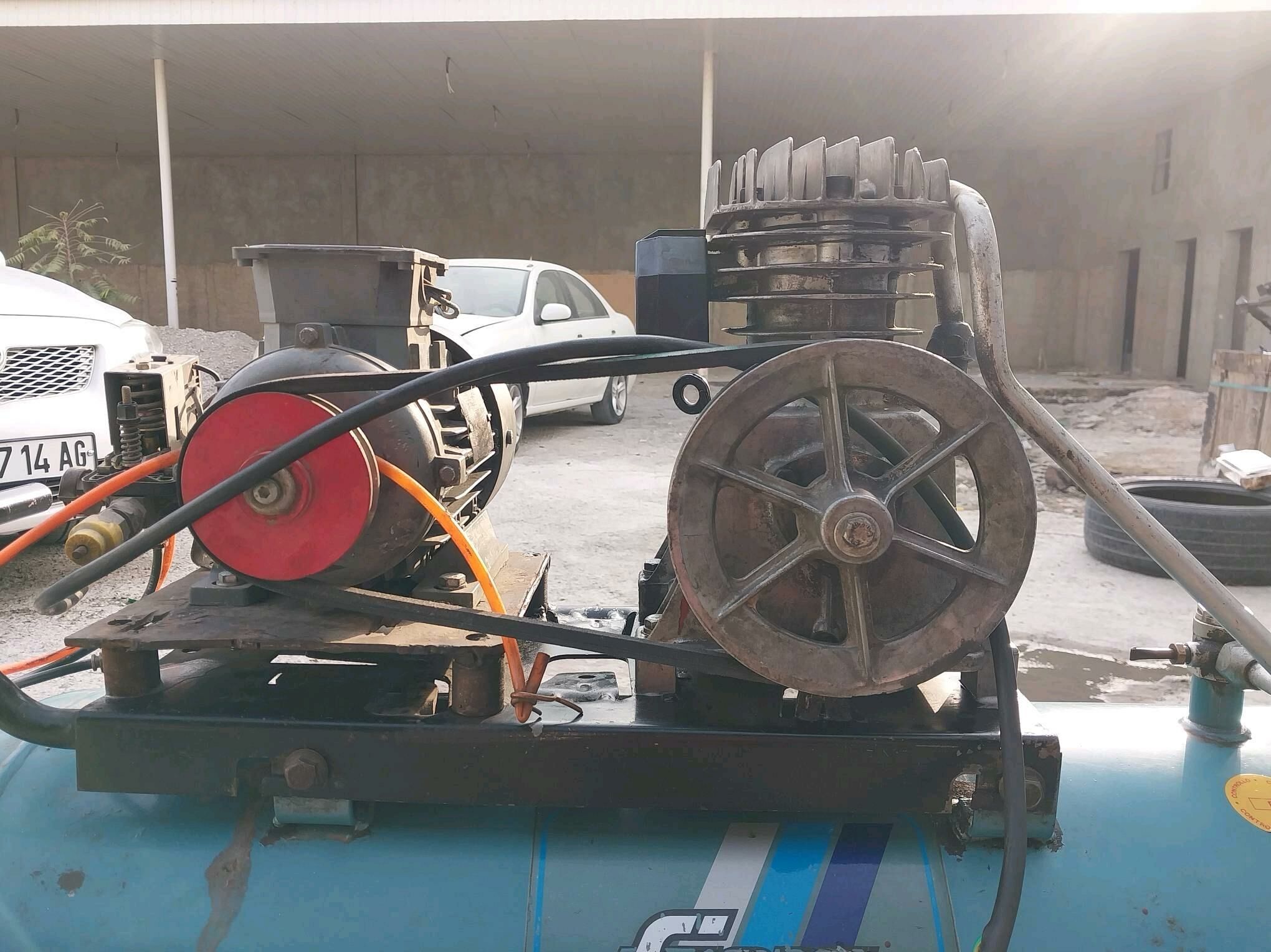 кампресор 100литровый 3 000 TMT - Бедев - img 1