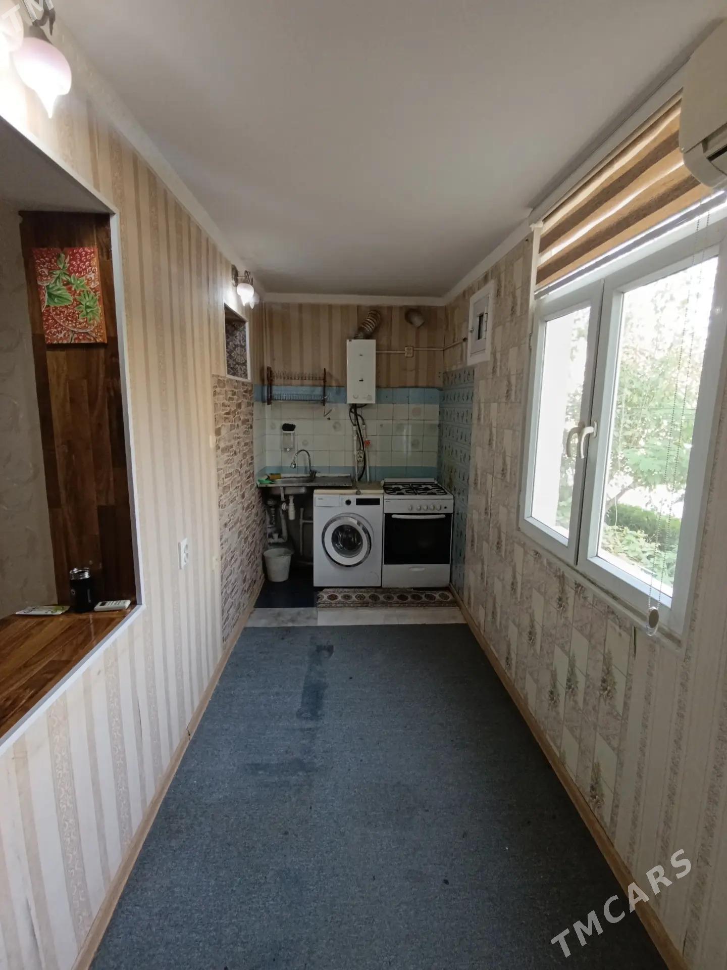 11mkr 2nji etaz 1komnat 2edile - Aşgabat - img 6