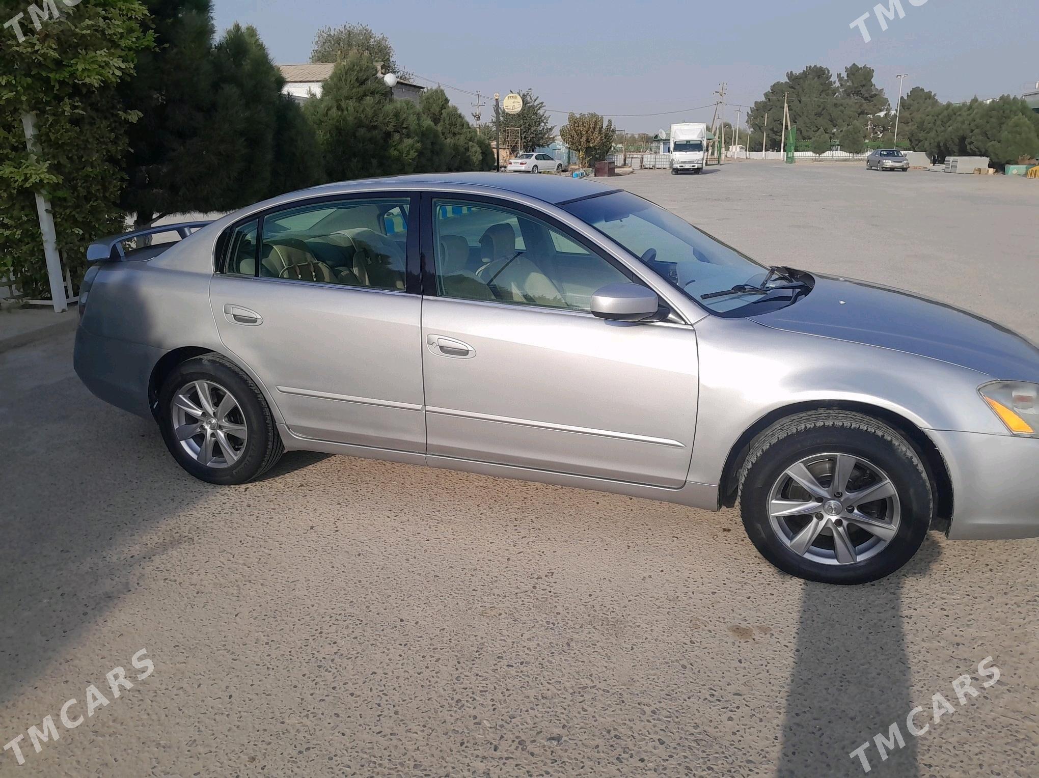 Nissan Maxima 2004 - 70 000 TMT - Tejen - img 8