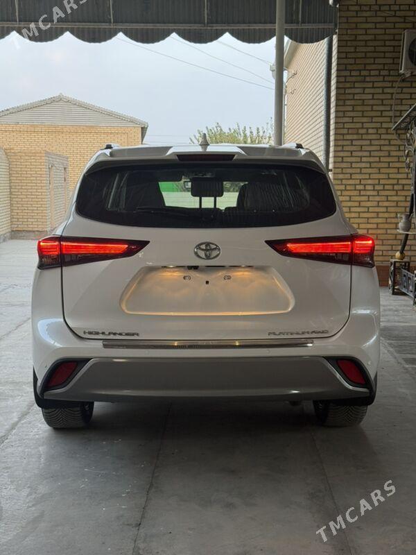Toyota Highlander 2020 - 590 000 TMT - Мары - img 4