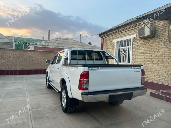 Toyota Hilux 2011 - 325 000 TMT - Bäherden - img 6