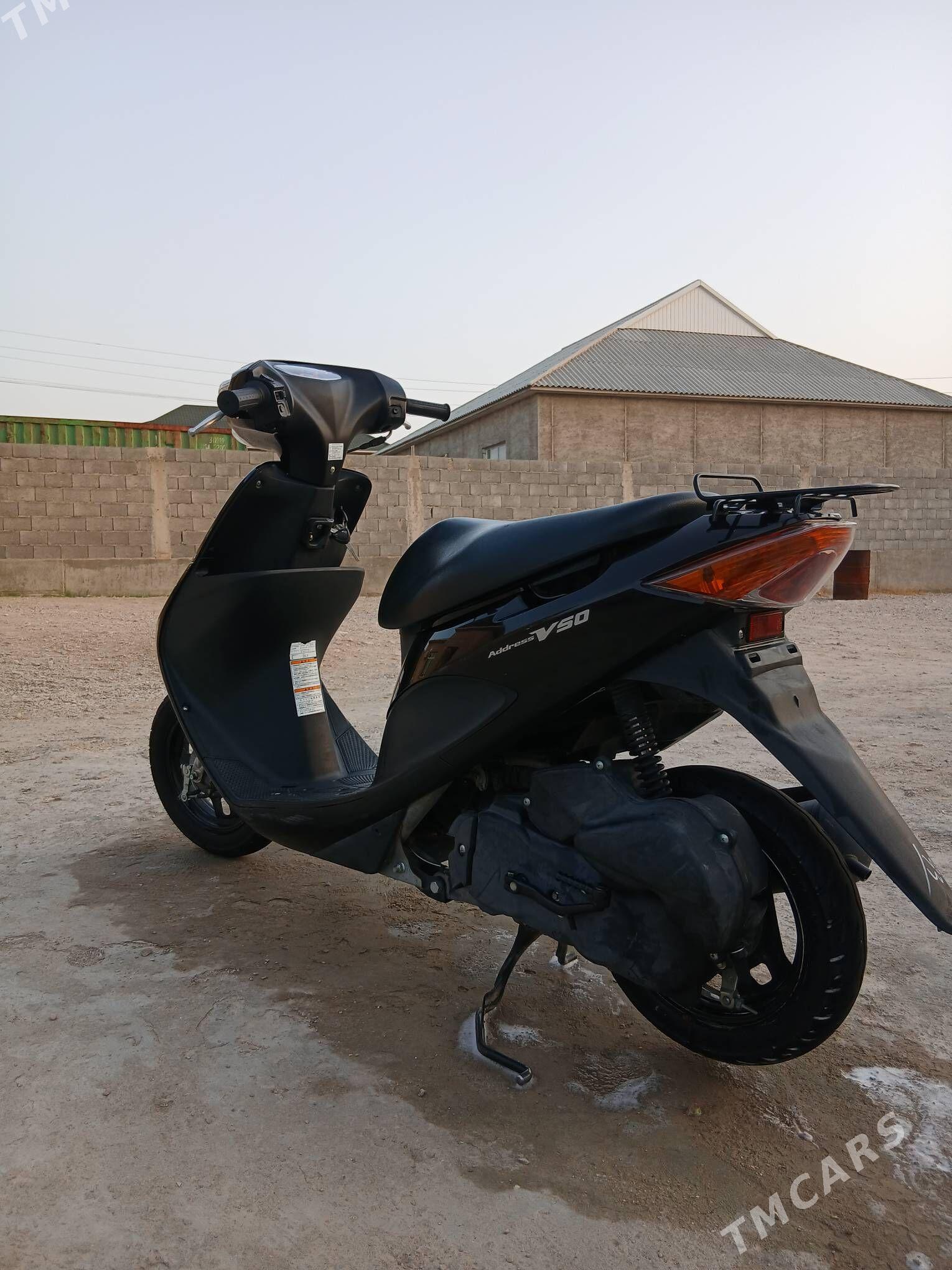 Fekon FK200-14G 2021 - 10 000 TMT - Балканабат - img 3