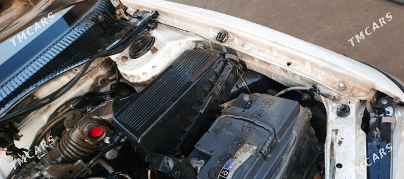 Toyota Carina 1993 - 35 000 TMT - Halaç - img 8