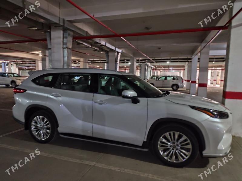 Toyota Highlander 2022 - 650 000 TMT - Ашхабад - img 3