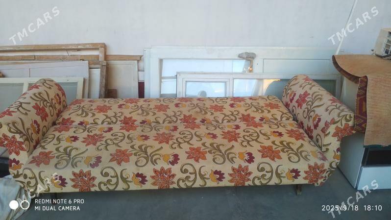 dewan haladelnik gapy - Туркменабат - img 5