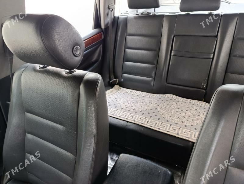 Volkswagen Touareg 2005 - 95 000 TMT - Туркменбаши - img 8