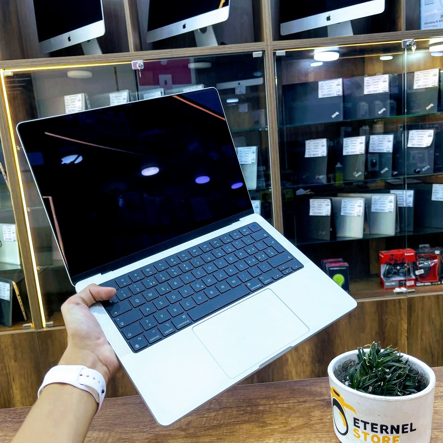 MacBook Pro 14/M4 Pro/RAM 24GB - Ашхабад - img 1