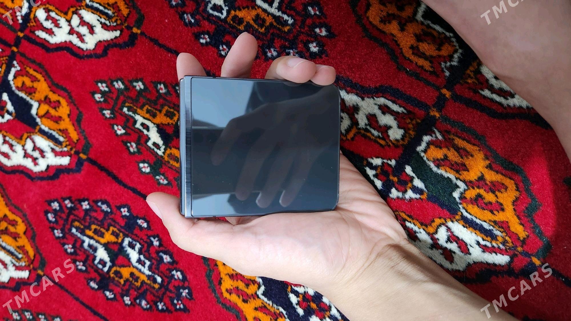 samsung zflip 5 - Änew - img 2