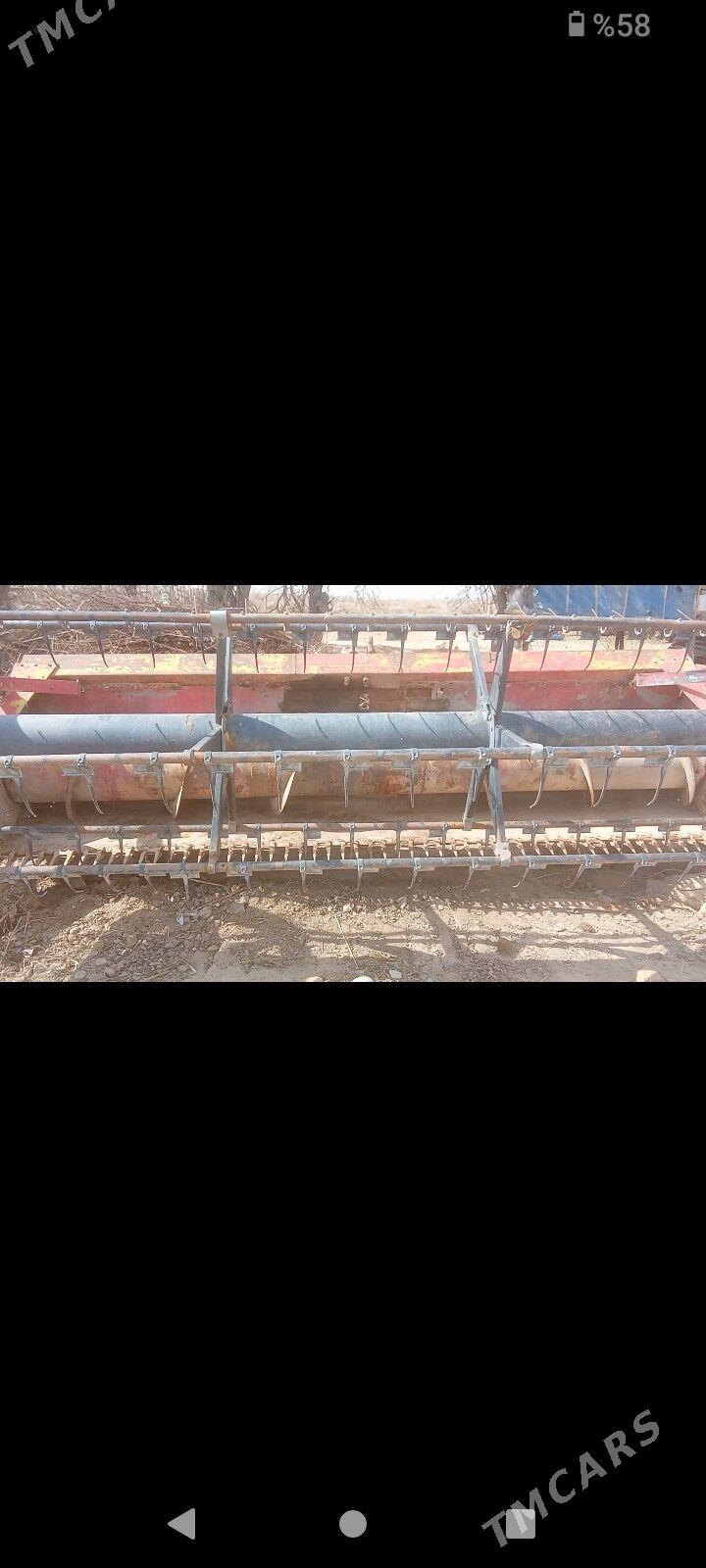 MTZ 80 2003 - 15 000 TMT - Бабадайхан - img 1