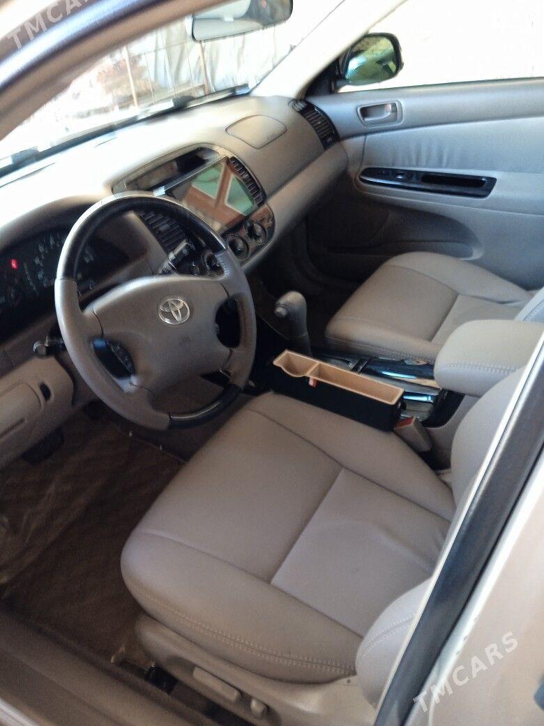 Toyota Camry 2002 - 175 000 TMT - Çärjew - img 3