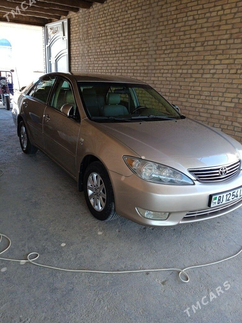 Toyota Camry 2002 - 175 000 TMT - Çärjew - img 1