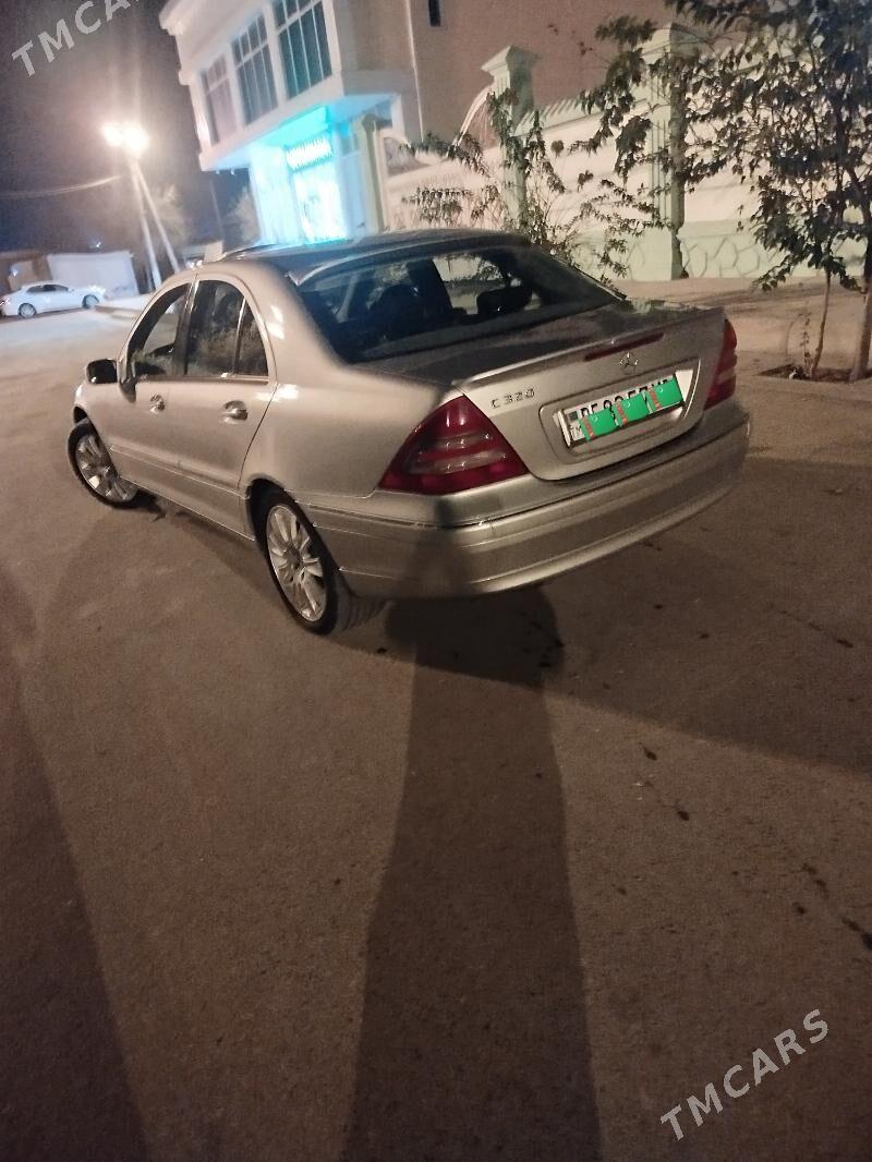 Mercedes-Benz C320 2002 - 110 000 TMT - Мургап - img 1