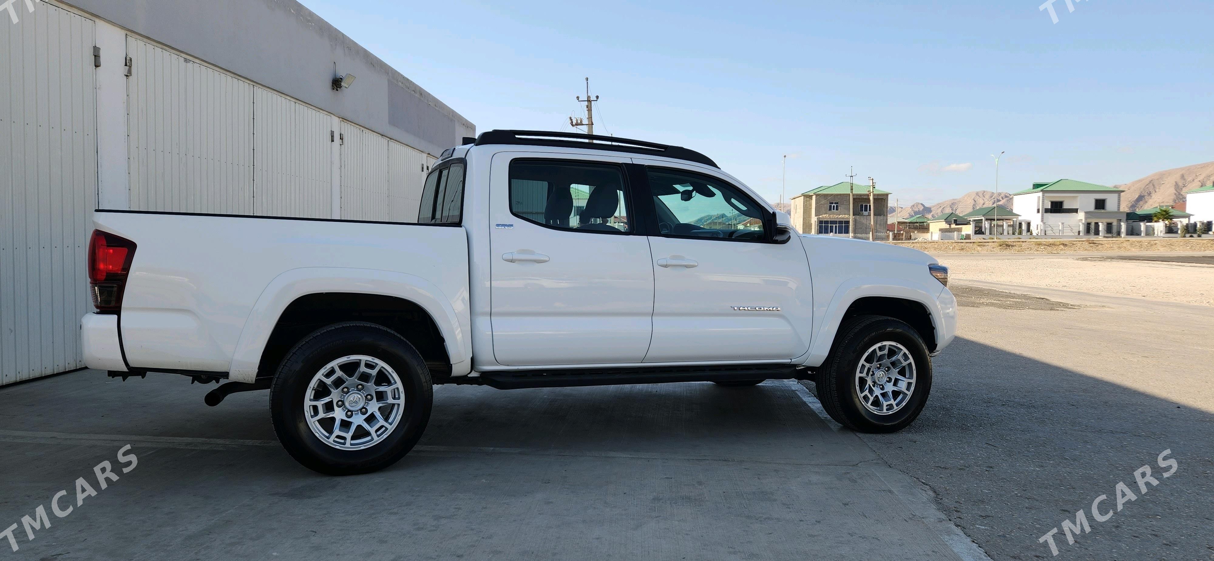 Toyota Tacoma 2019 - 430 000 TMT - Балканабат - img 5