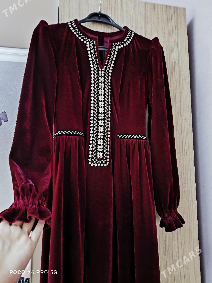 gyzyl strec koynek - Туркменабат - img 1