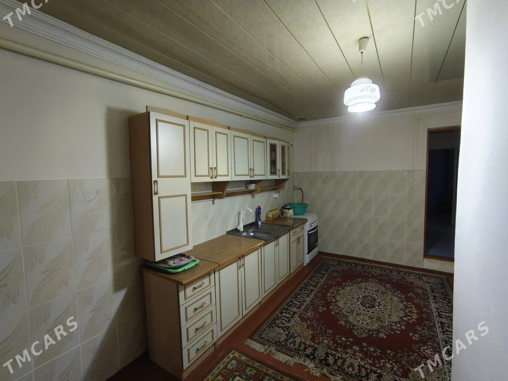 Satlyk Jaý(mellek)/ Продам дом - Çärjew - img 8