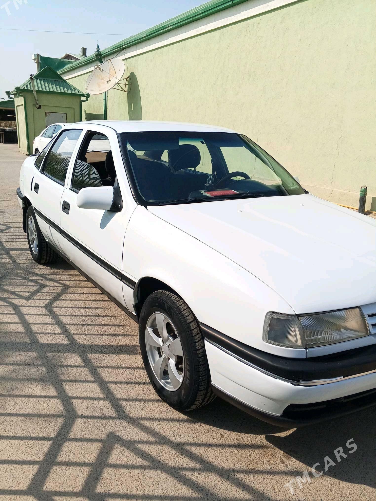 Opel Vectra 1992 - 35 000 TMT - Murgap - img 2