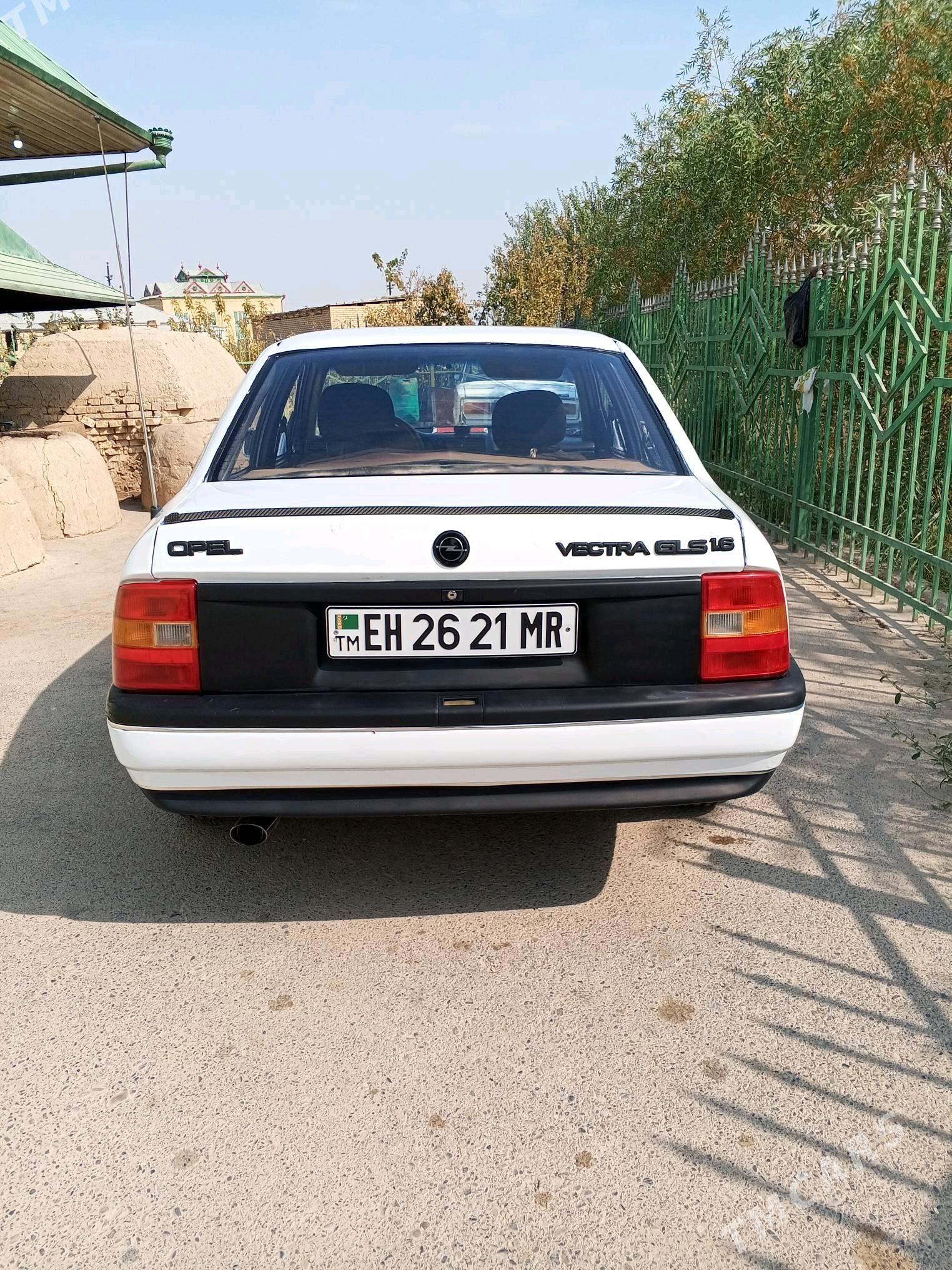 Opel Vectra 1992 - 35 000 TMT - Murgap - img 7