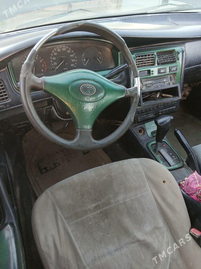 Toyota Corona 1995 - 45 000 TMT - Дашогуз - img 4