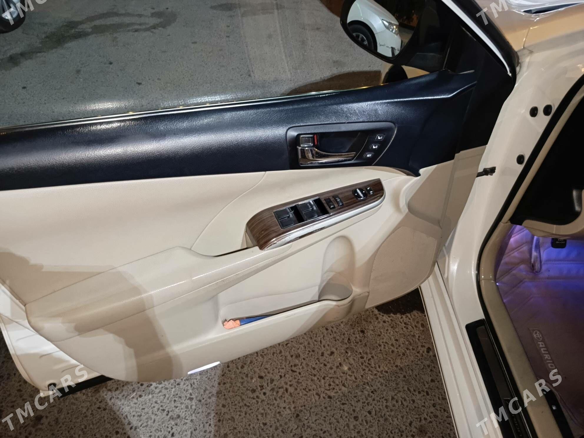 Toyota Aurion 2013 - 350 000 TMT - Анев - img 1