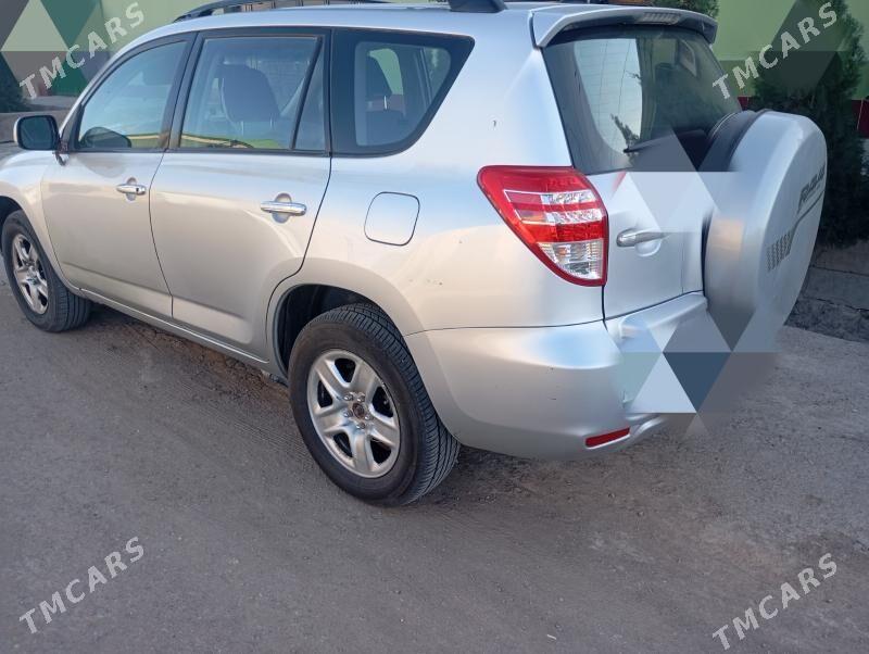 Toyota RAV4 2011 - 220 000 TMT - Гороглы (Тагта) - img 2