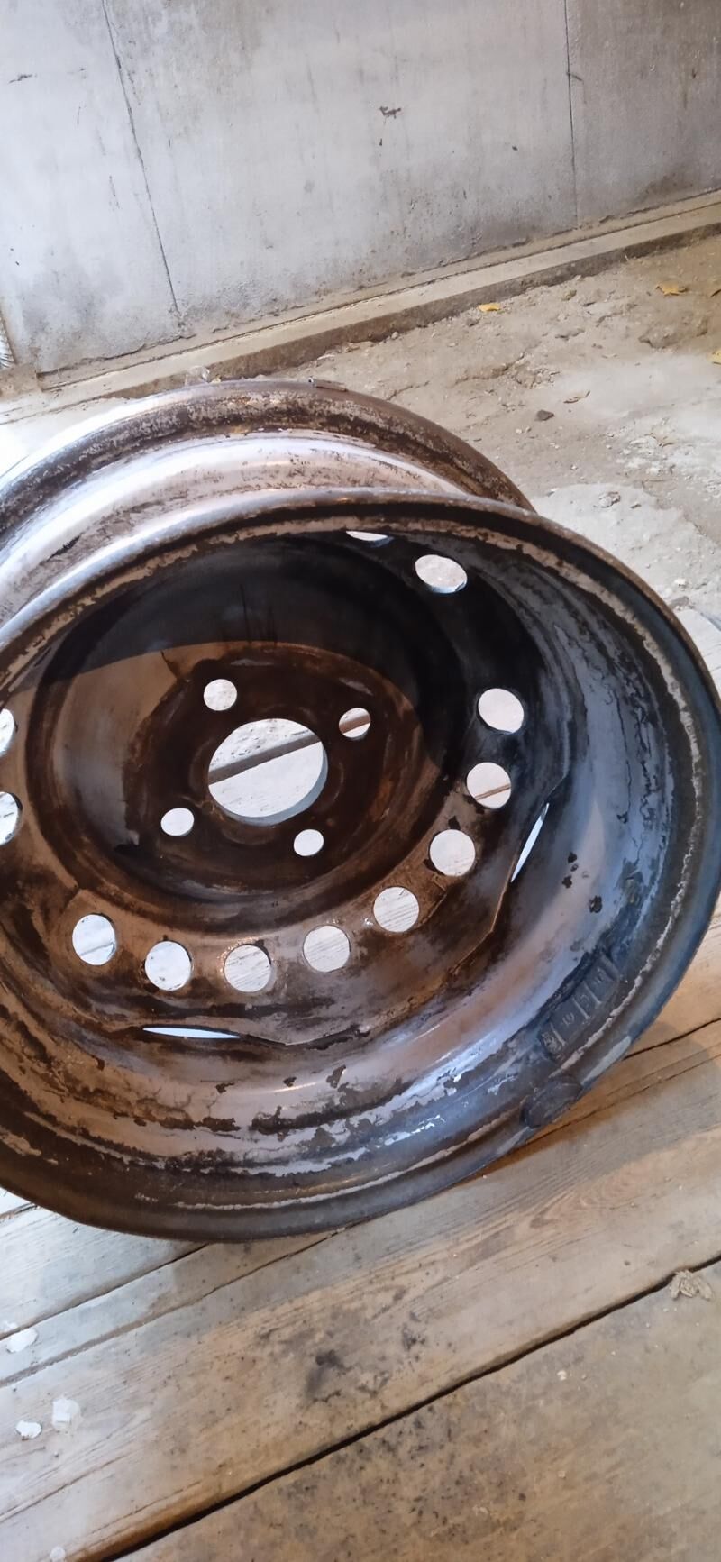 13 lik diska 50 TMT - Балканабат - img 1