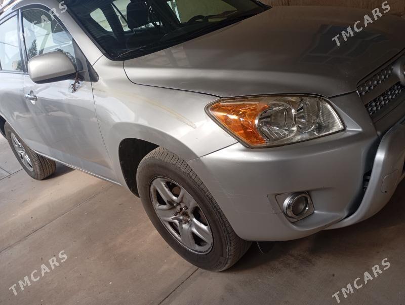 Toyota RAV4 2011 - 220 000 TMT - Гороглы (Тагта) - img 4