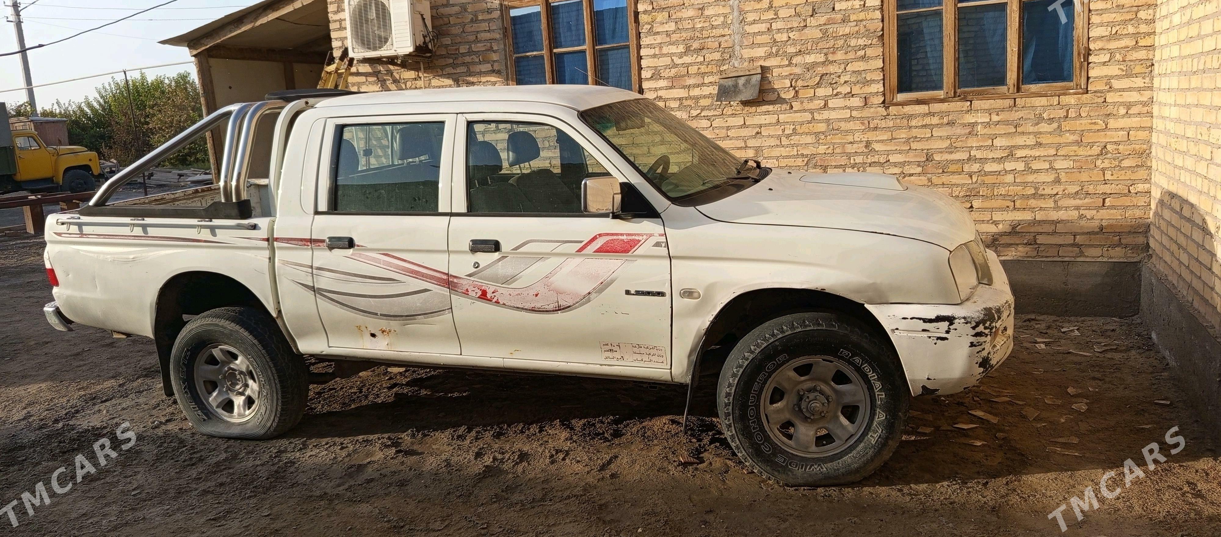 Mitsubishi L200 2002 - 60 000 TMT - Чарджоу - img 2