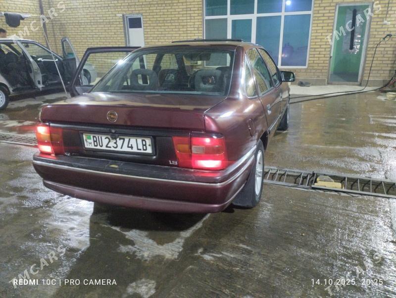 Opel Vectra 1993 - 35 000 TMT - Керки - img 3