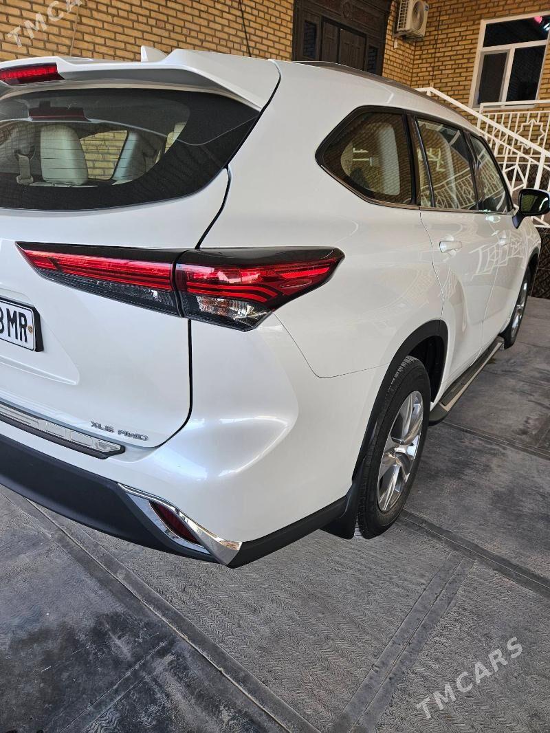 Toyota Highlander 2021 - 660 000 TMT - Мары - img 1