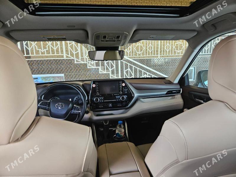 Toyota Highlander 2021 - 660 000 TMT - Мары - img 4