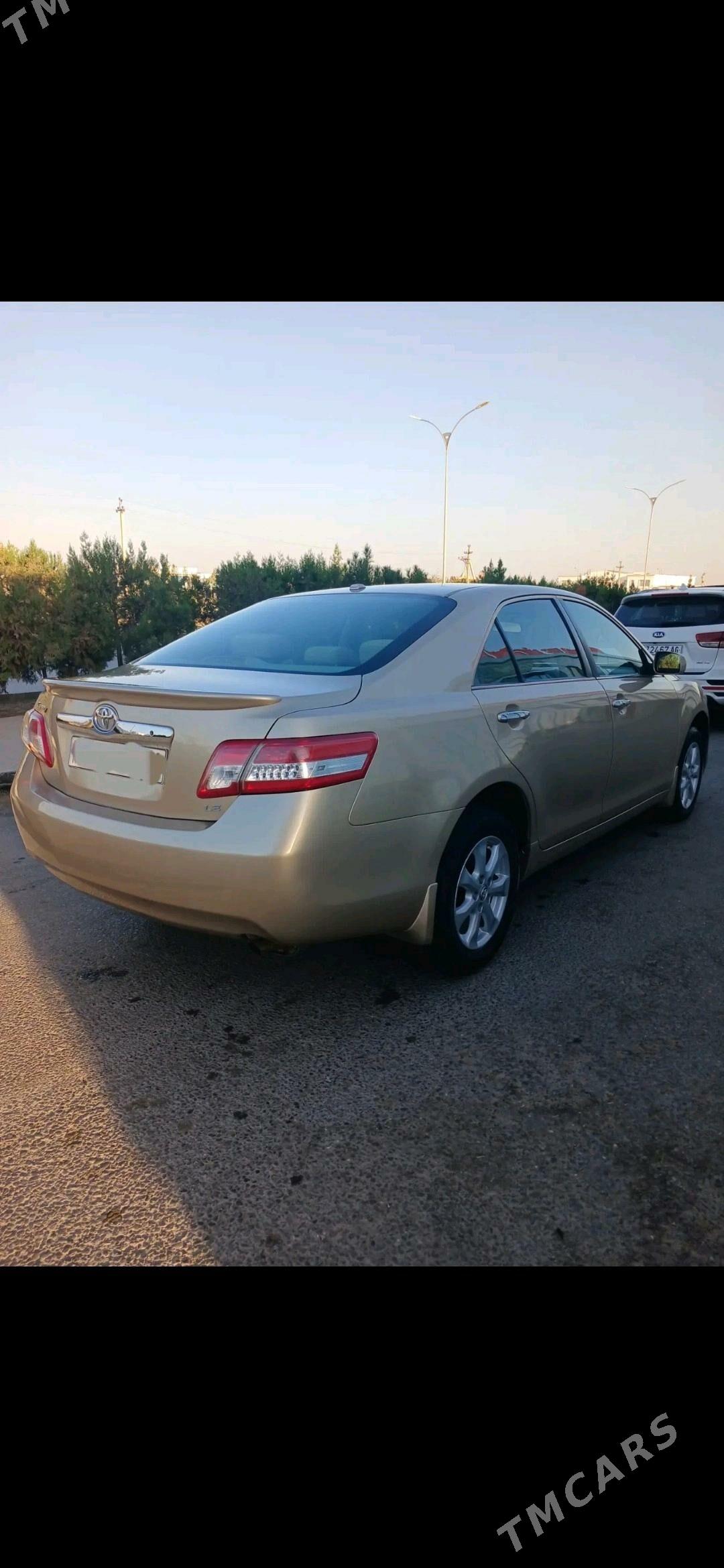 Toyota Camry 2011 - 250 000 TMT - Теджен - img 8
