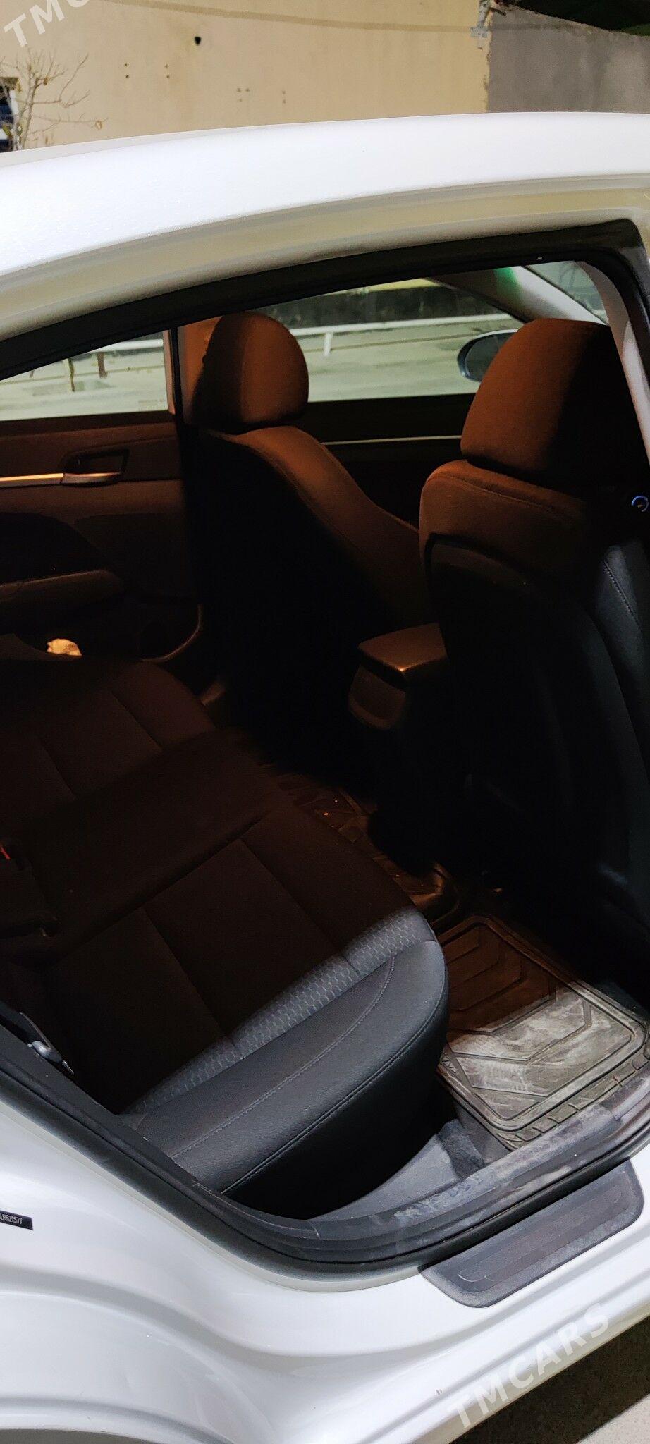 Hyundai Elantra 2020 - 225 000 TMT - Ашхабад - img 5