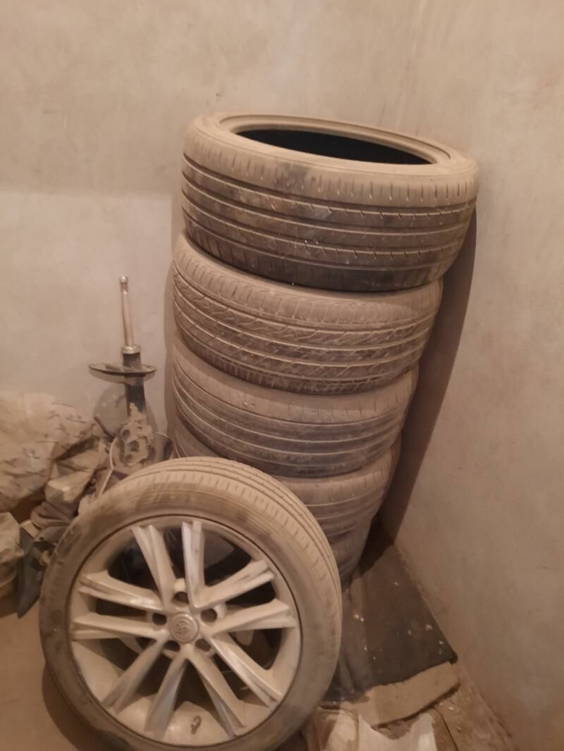 Teker 1 700 TMT - Çärjew - img 2