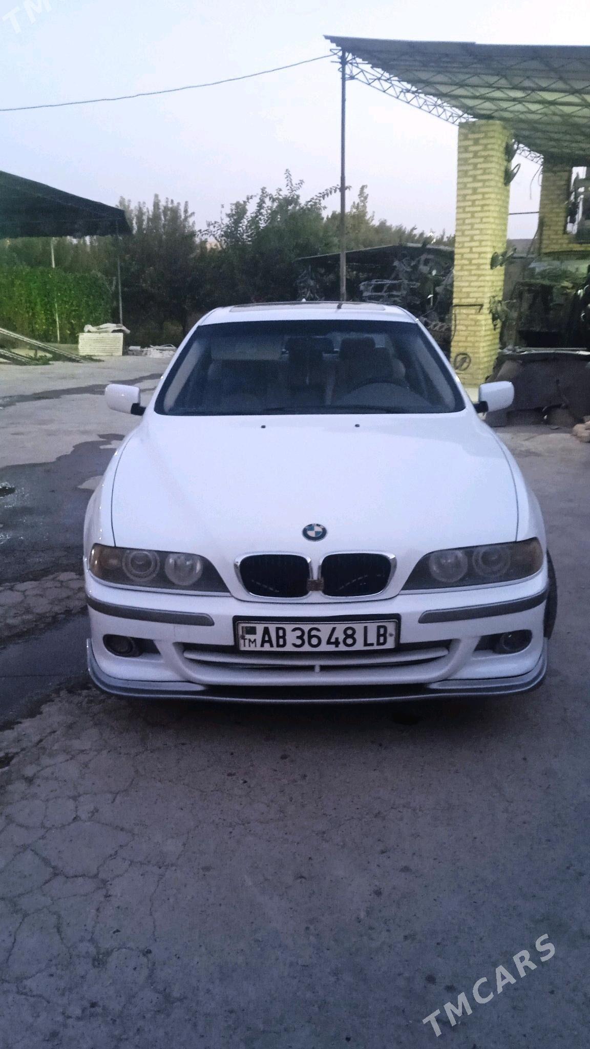 BMW 530 2003 - 140 000 TMT - Çärjew - img 3