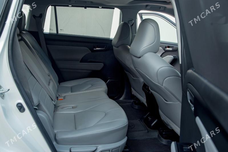 Toyota Highlander 2020 - 520 000 TMT - Мары - img 1