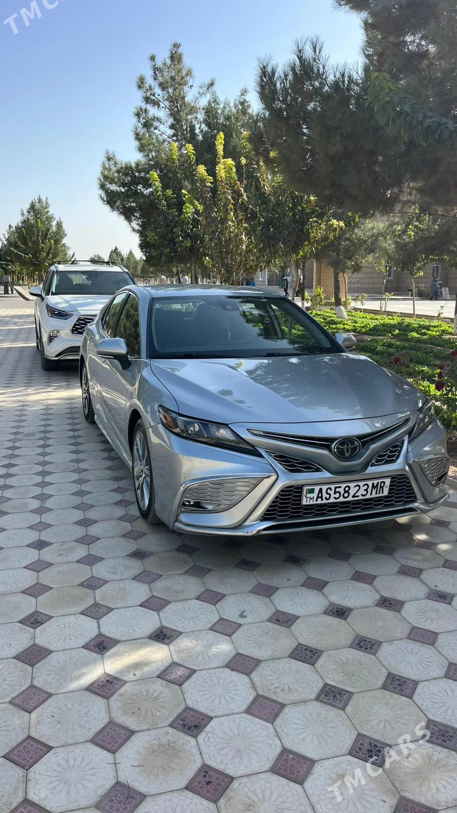Toyota Camry 2022 - 350 000 TMT - Baýramaly - img 2
