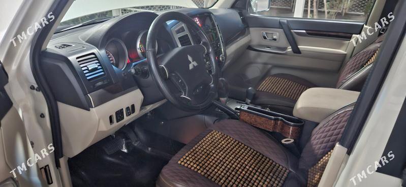 Mitsubishi Pajero 2020 - 370 000 TMT - Дашогуз - img 3