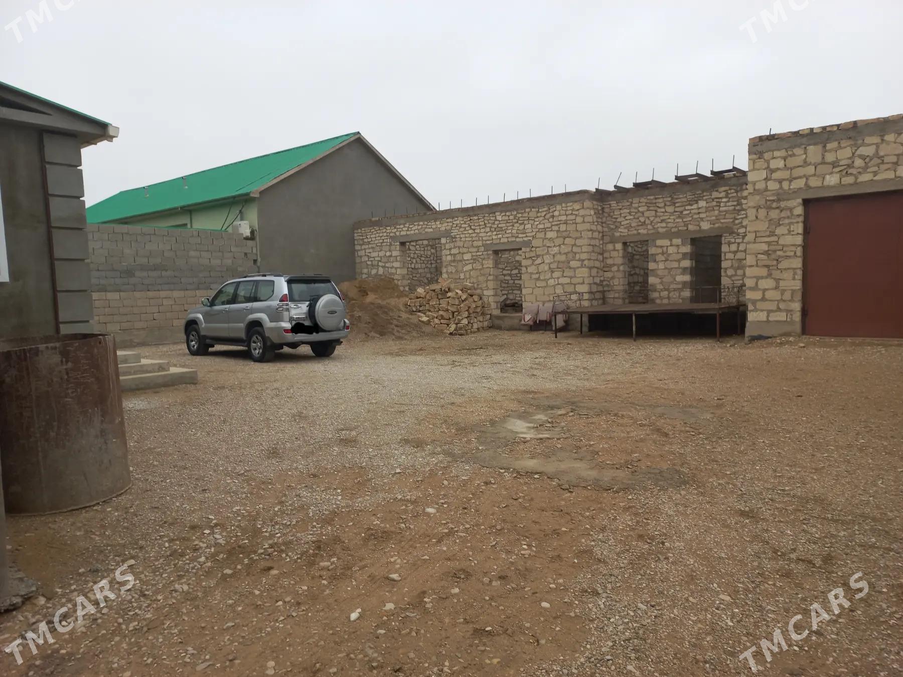 Jay - Balkanabat - img 6