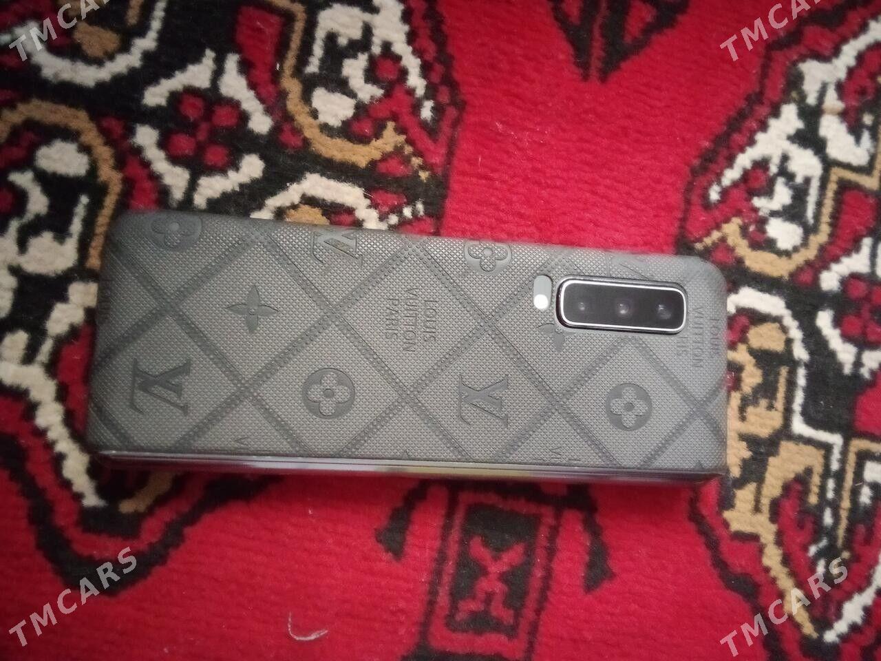 Z fold - Hitrowka - img 3