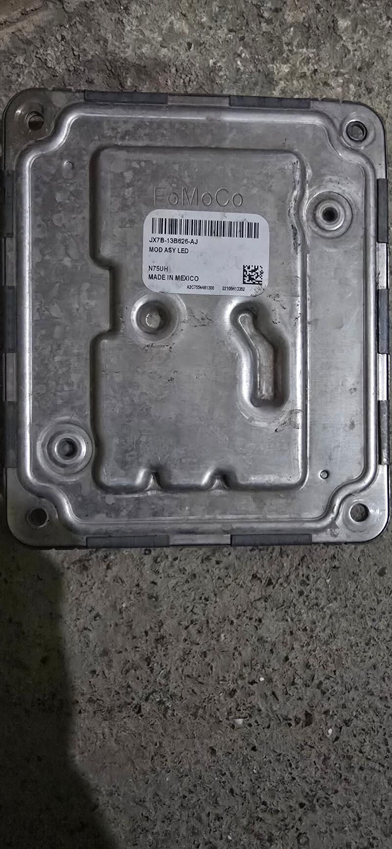 BLOK FARA FORD EXPLORER 1 000 TMT - Бедев - img 3