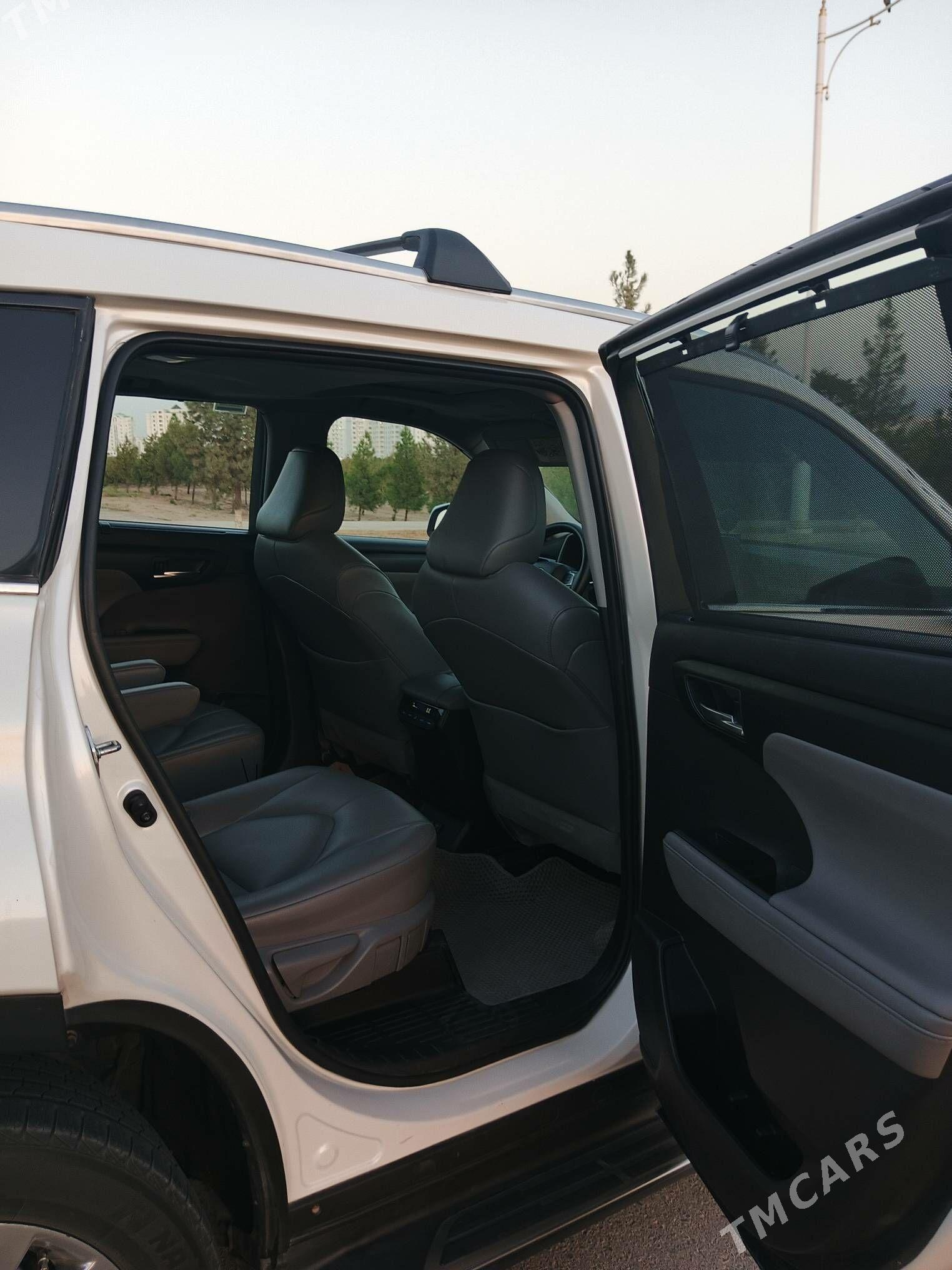 Toyota Highlander 2021 - 498 000 TMT - Ашхабад - img 8