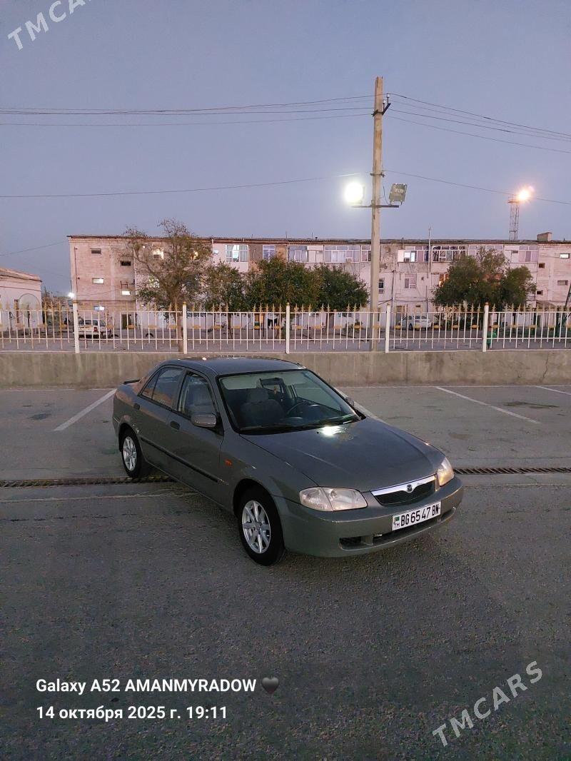 Mazda 323 1994 - 50 000 TMT - Балканабат - img 9