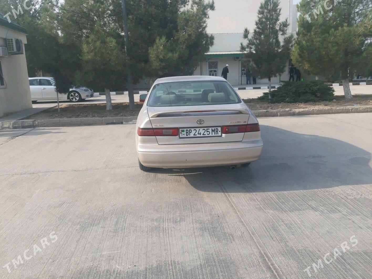 Toyota Camry 1998 - 140 000 TMT - Wekilbazar - img 4