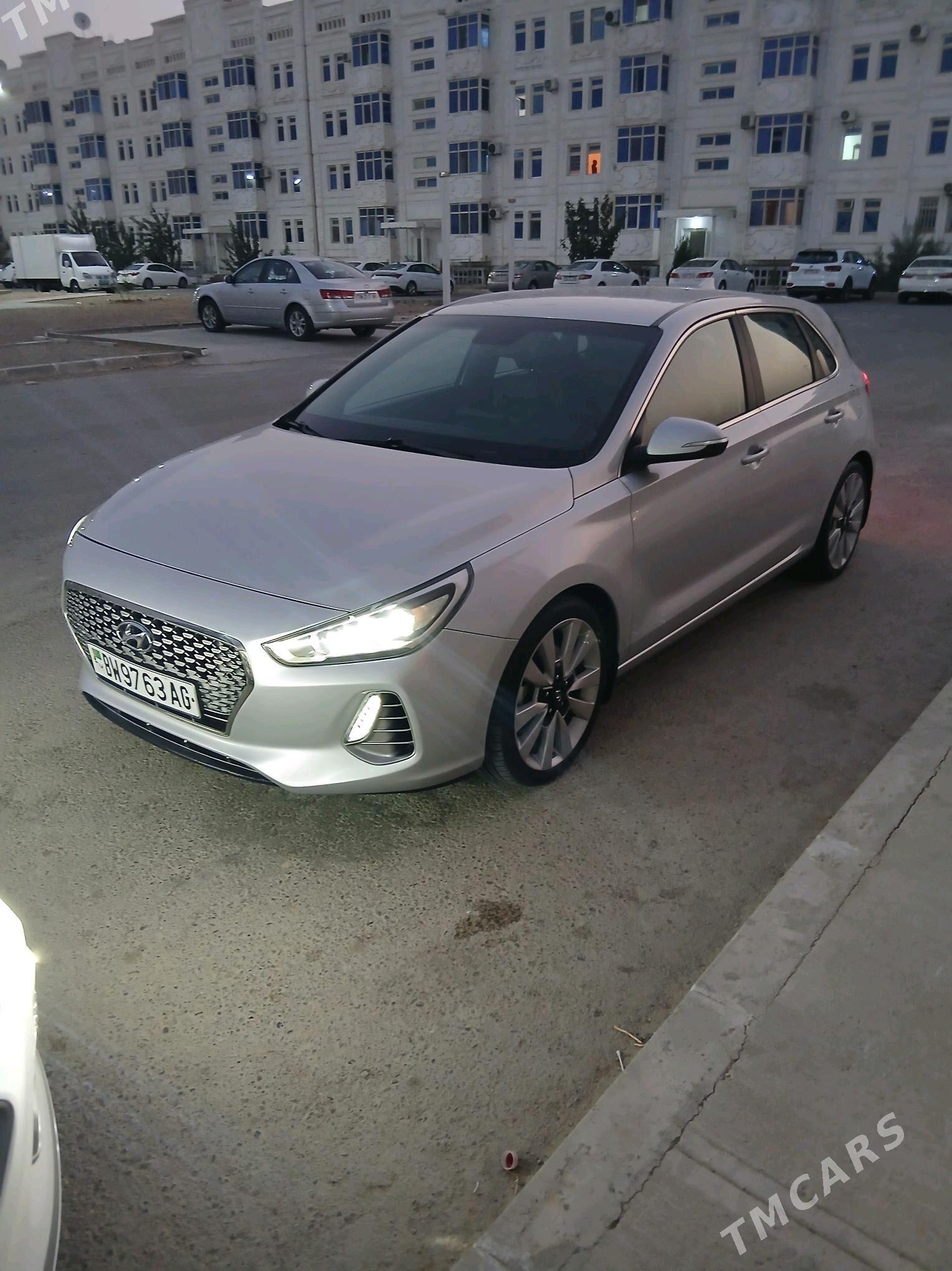 Hyundai Elantra GT 2017 - 215 000 TMT - Ашхабад - img 2